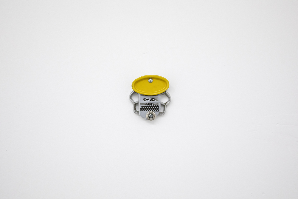 3y4a0128